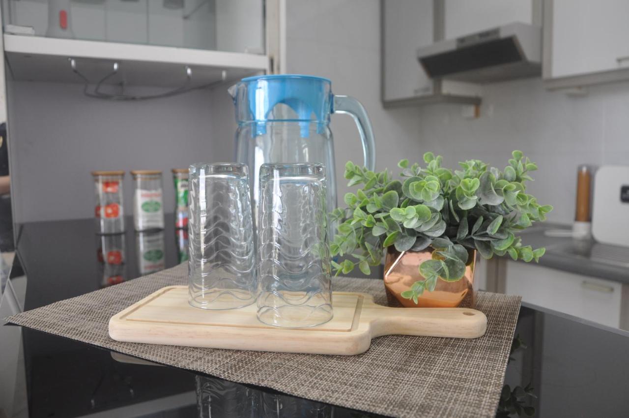 1 Bedroom Apartment, Melaka Cbd Town Center- Hosted By Private Locals Resident, Balcony With City Skyline View Or Seaview, Opposite Malls, Tv Box, 5 Minutes To Jonker Street, Малакка Экстерьер фото
