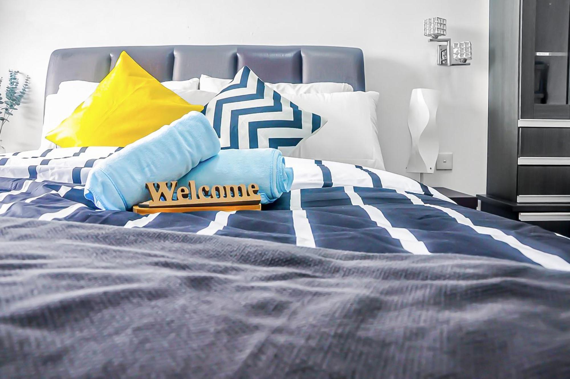1 Bedroom Apartment, Melaka Cbd Town Center- Hosted By Private Locals Resident, Balcony With City Skyline View Or Seaview, Opposite Malls, Tv Box, 5 Minutes To Jonker Street, Малакка Экстерьер фото